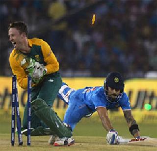 The shameful defeat of India, the rebellion of the audience | भारताचा लाजिरवाणा पराभव, प्रेक्षकांच्या हुल्लडबाजीमुळे गालबोट