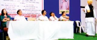 Strike against superstition through the awakening of saints and reformers | संत व सुधारकांच्या प्रबोधनातूनच अंधश्रद्धेवर प्रहार