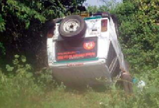 Death of a woman in ambulance scandal | अ‍ॅम्बुलन्सच्या धडकेत तरुणीचा मृत्यू