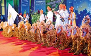 Save the tiger, save the world! : | वाघ वाचवा, सृष्टी वाचवा! :