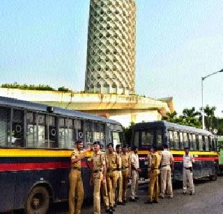 Nehru Center camp | नेहरू सेंटरला छावणी! Nehru Center camp | नेहरू सेंटरला छावणी!
