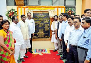 Bavankulay will focus on providing sustainable power services to consumers | ग्राहकांना शाश्वत वीज सेवा देण्यावर भर देणार- बावनकुळे Bavankulay will focus on providing sustainable power services to consumers | ग्राहकांना शाश्वत वीज सेवा देण्यावर भर देणार- बावनकुळे