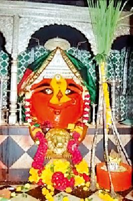 Renuka's Navratrotsav on Mahur Garh | माहूर गडावर रेणुकेचा नवरात्रौत्सव Renuka's Navratrotsav on Mahur Garh | माहूर गडावर रेणुकेचा नवरात्रौत्सव