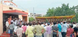 Tantamukti elected for the selection of the president | तंटामुक्ती अध्यक्ष निवडीसाठीच तंटा