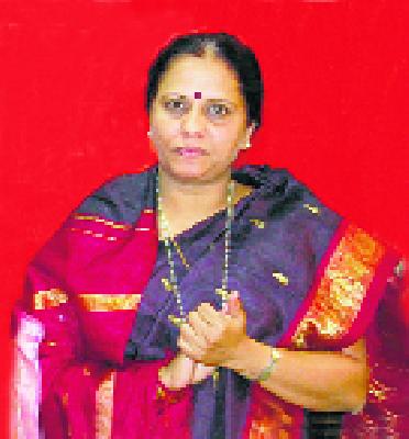 Amravati's 'Devwani' Mahapura Bhasi Tsunami ...! | आमदाराची ‘देववाणी’ महापौरा भासे त्सुनामी...!