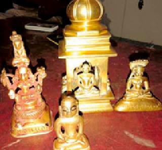 The idol of the ancient idol of the Jain temple stays in the house | जैन मंदिरातील पुरातन मूर्ती चोरणारे अटकेत