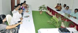 Turn off 'she' grading method! | बंद करा ‘ती’ ग्रेडेशन पध्दती !