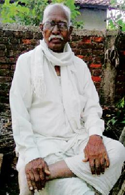 The journey of Babasaheb's 30 km road | बाबासाहेबांची हाक अन् ३० किलोमीटरचा पायी प्रवास