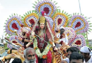 Start of immersion | विसर्जनाला प्रारंभ Start of immersion | विसर्जनाला प्रारंभ