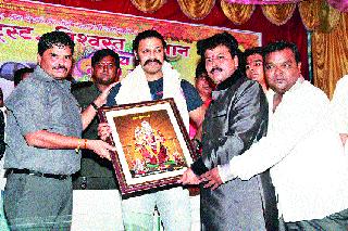 Everybody should stay away from addiction: Devadatta Nage | प्रत्येकाने व्यसनांपासून दूर राहावे : देवदत्त नागे