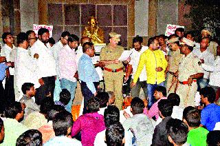 Prohibition by the citizens of Malegaon | खूनप्रकरणी मालेगावी नागरिकांकडून निषेध