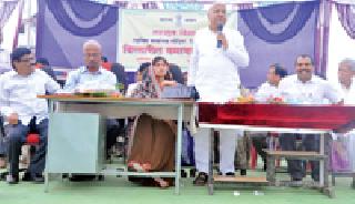 Tehsil office fail to solve the problem | समस्या सोडविण्यात तहसील कार्यालय अपयशी