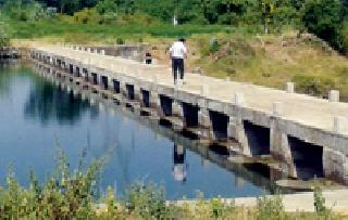 A boon for Kolhapuri Bundra farmers | कोल्हापुरी बंधारे शेतकऱ्यांसाठी वरदान