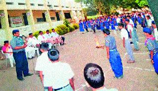 Swap Guides Swear ceremony in Davchwadi | दावचवाडीत स्काउट गाइडचा शपथ सोहळा