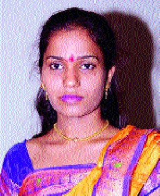 District Hospital: took delayed possession of Anjali's body | जिल्हा रुग्णालय : उशिरा घेतला अंजलीचा मृतदेह ताब्यात