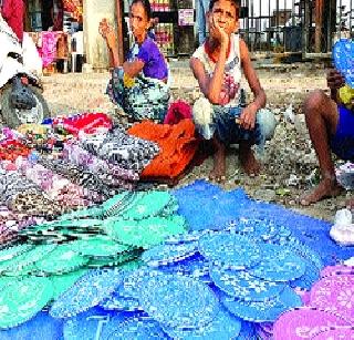 Will the festival celebrate the festivities? | ऋण काढून होणार सण साजरा? Will the festival celebrate the festivities? | ऋण काढून होणार सण साजरा?