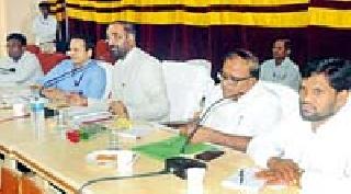 Run a campaign for agricultural power connection | कृषिपंप वीजजोडणीसाठी धडक मोहीम राबवावी