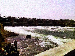 Water discharge from dams | धरणांमधून पाण्याचा विसर्ग