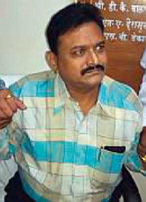 Up to 7 lakhs of 10,000 found in Executive Engineer | कार्यकारी अभियंत्याकडे आढळली ७ लाख १० हजारांची अपसंपदा