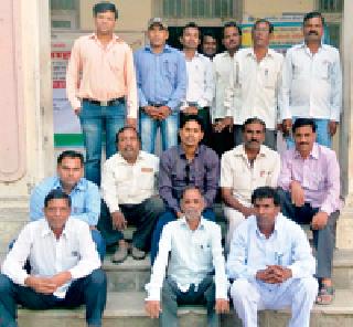 Municipal corporation's work | पालिका कर्मचाऱ्यांचे कामबंद