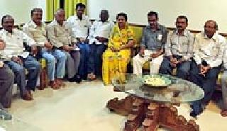 District Curriculum Front of Education Rescue Committee | शिक्षण बचाव कृती समितीचा जिल्हा कचेरीवर मोर्चा District Curriculum Front of Education Rescue Committee | शिक्षण बचाव कृती समितीचा जिल्हा कचेरीवर मोर्चा