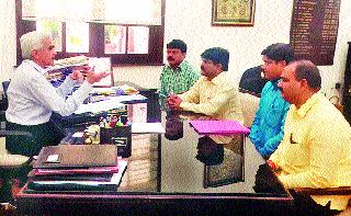 Due to incorrect criteria, the losses due to printing press | चुकीच्या निकषामुळे चलार्थपत्र मुद्रणालय तोट्यात