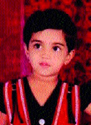 Death of childbirth by godman serpent | देवगावी सर्पदंशाने बालिकेचा मृत्यू Death of childbirth by godman serpent | देवगावी सर्पदंशाने बालिकेचा मृत्यू