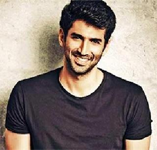 Aditya's triple look in 'Fitoor' movie! | ‘फितूर’ चित्रपटामध्ये आदित्यचा ट्रिपल लूक!