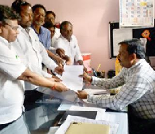 The fight for Parada Samaj's right | परधान समाजाचा न्याय्य हक्कासाठी लढा