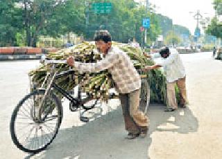 The emphasis is on or ... | जोर लगाके है या...