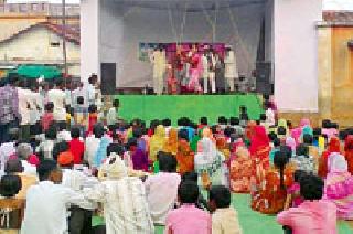 Only the markets and plays will be made in the market | मंडई उरली आता फक्त बाजार आणि नाटकांसाठी