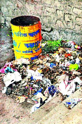 400 tonnes of garbage every day in Diwali | दिवाळीत रोज ४०० टन कचरा