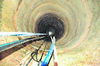 The farmers of the Naigaon valley worry about | नायगाव खोऱ्यातील शेतकरी चिंताग्र्रस्त