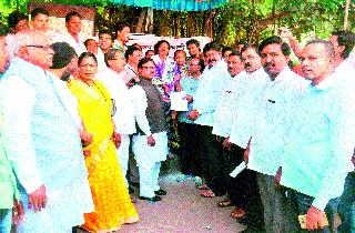 Mahalaxmi Chal Sadanika allotment scam; Fasting | महालक्ष्मी चाळ सदनिका वाटप घोटाळा; उपोषण