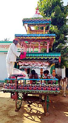 Vaikunth Chaturdishla will leave the wooden chariot of Vitthal's Shobha Yatra | वैकुंठ चतुर्दशीला लाकडी रथातून निघणार विठ्ठलाची शोभायात्रा