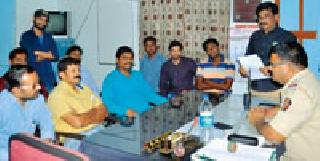 File a criminal case against Amir Khan | अमीर खानविरुद्ध राष्ट्रद्रोहाचा गुन्हा दाखल करा File a criminal case against Amir Khan | अमीर खानविरुद्ध राष्ट्रद्रोहाचा गुन्हा दाखल करा