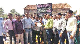 Request for Gramsevak's Tehsildar | ग्रामसेवकांचे तहसीलदारांना निवेदन