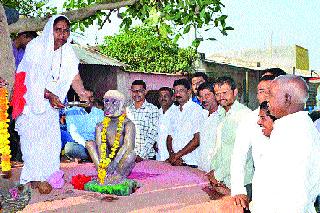 Launch of Market Week in Telokwadi | दूरकळवाडीत आठवडे बाजाराचा शुभारंभ Launch of Market Week in Telokwadi | दूरकळवाडीत आठवडे बाजाराचा शुभारंभ
