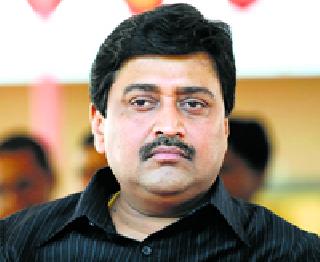 Congress took a morcha | काँग्रेसने मोर्चा घेतला मनावर