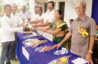 Keep the science alive | विज्ञानाची कास धरा