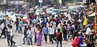 Knowledge flier: | ज्ञानसाधकांची झुंबड : Knowledge flier: | ज्ञानसाधकांची झुंबड :