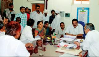 Simultaneous debt relief | सरसकट कर्जमाफी द्या Simultaneous debt relief | सरसकट कर्जमाफी द्या