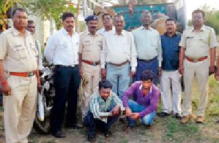 Five lakh sagafuls were seized | पाच लाखांचे सागवान लठ्ठे जप्त