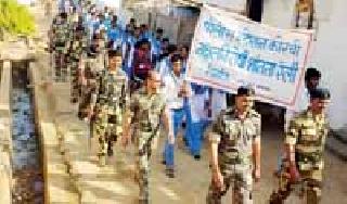 Answer by the silence rally of the police in the Naxal Week | नक्षल सप्ताहाला कोरचीत पोलिसांच्या शांतता रॅलीने उत्तर