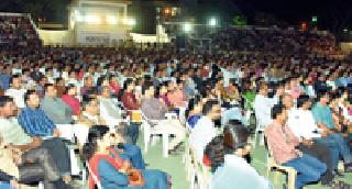 Attach artistry to work | परिश्रमाला कलात्मकतेची जोड द्या