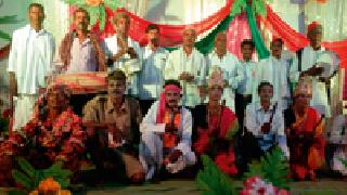 Folk art 'Dandar' became the medium of society | समाजजागृतीचे माध्यम ठरली लोककला ‘दंडार’ Folk art 'Dandar' became the medium of society | समाजजागृतीचे माध्यम ठरली लोककला ‘दंडार’