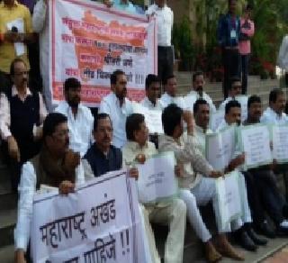 Shivsena aggressive against the Shree Ahuja, will get rid of the aggressor | श्रीहरी अणेंविरोधात शिवसेना आक्रमक, हक्कभंग आणणार Shivsena aggressive against the Shree Ahuja, will get rid of the aggressor | श्रीहरी अणेंविरोधात शिवसेना आक्रमक, हक्कभंग आणणार