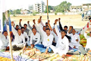 Sir! There is nothing left to sell without the body | साहेब! शरीराशिवाय विकण्यासाठी काहीच उरले नाही