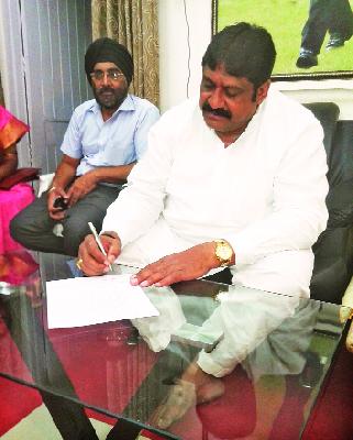 Only after accepting the terms 'smart city' | अटी मान्यतेनंतरच ‘स्मार्ट सिटी’