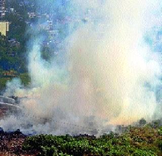 Kothrud waste depot continued on the third day | कोथरूड कचरा डेपोची आग तिसऱ्या दिवशीही कायम Kothrud waste depot continued on the third day | कोथरूड कचरा डेपोची आग तिसऱ्या दिवशीही कायम